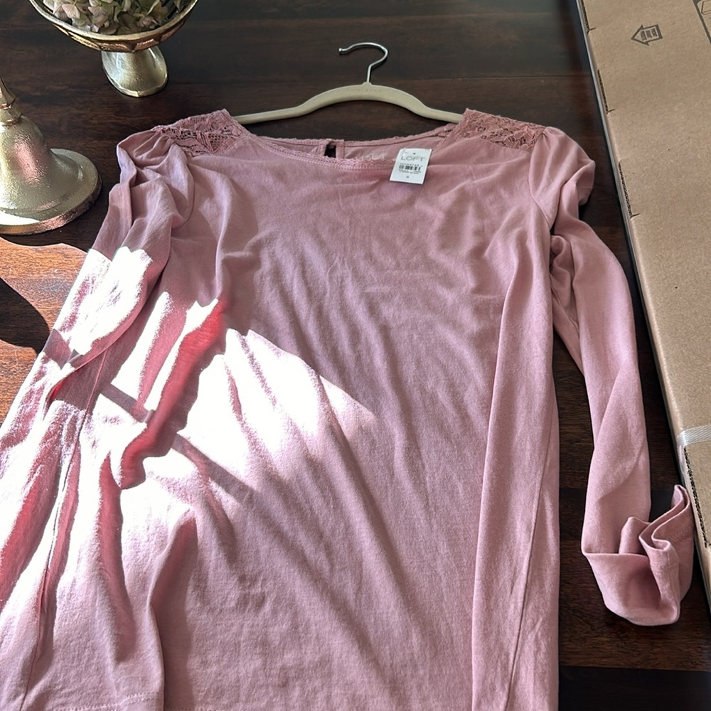Tee - Picture 5 of 5